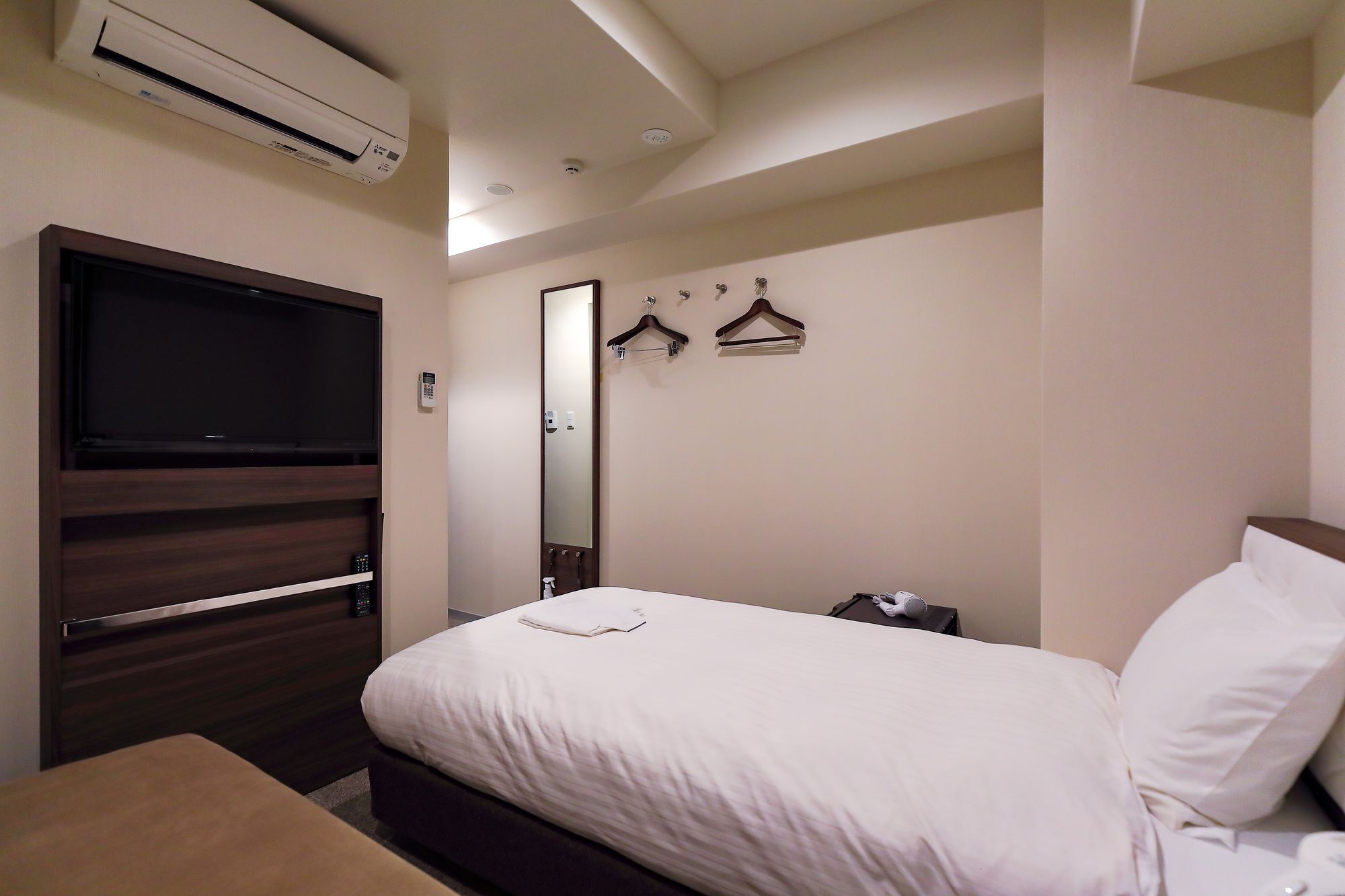 Welina Hotel Dotonbori Osaka Exterior photo